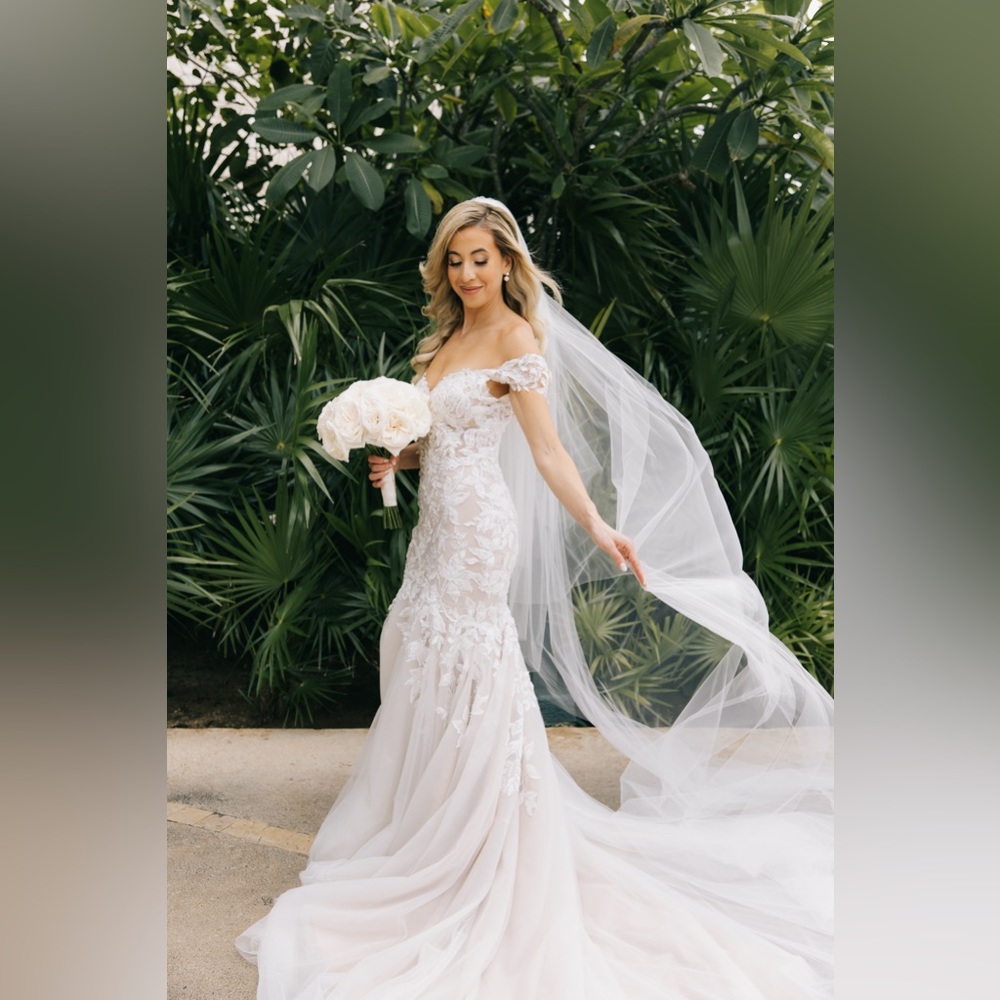 Allure bridal wedding dress